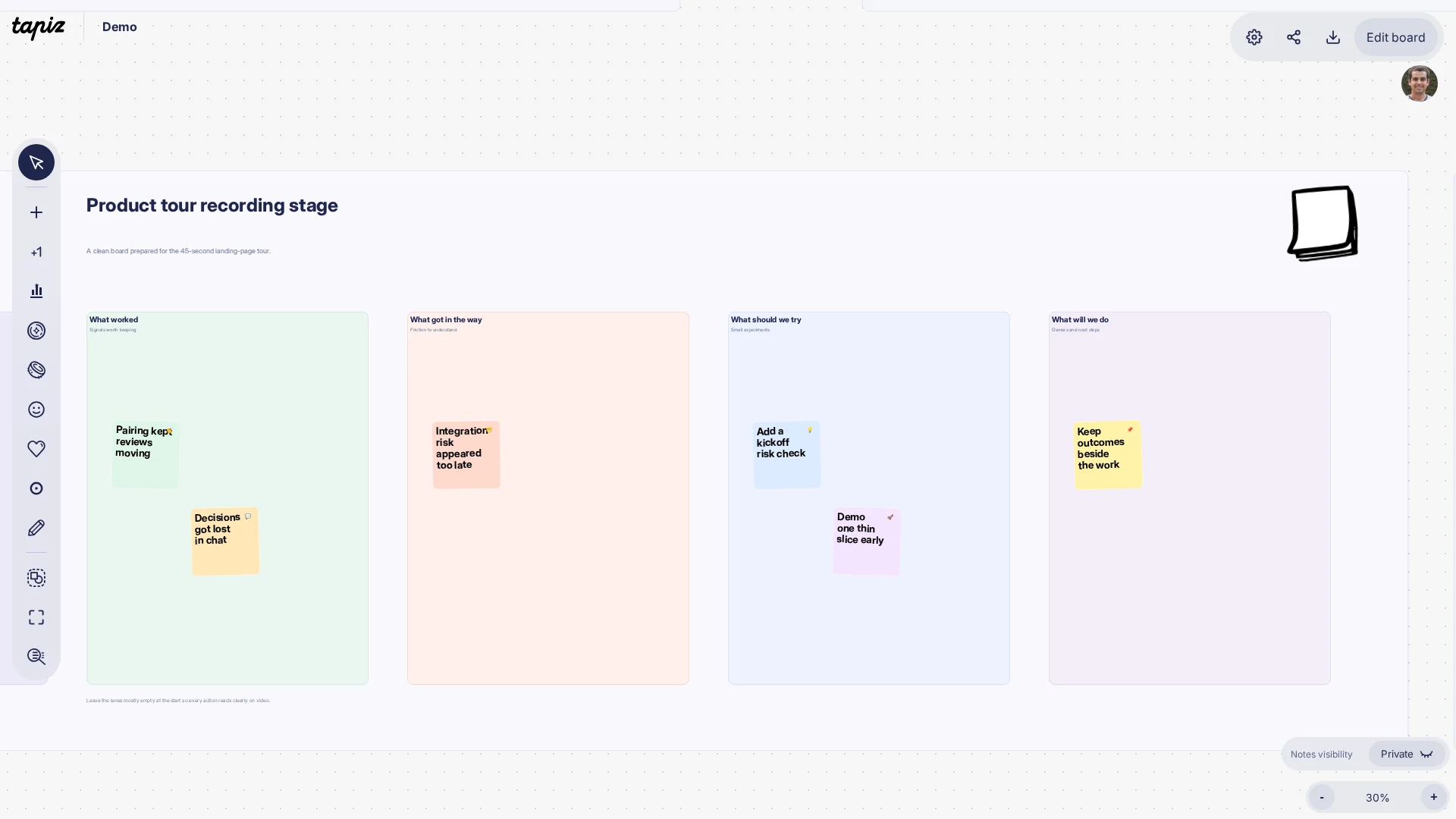 A Tapiz retrospective moving from team signals to experiments and committed actions.